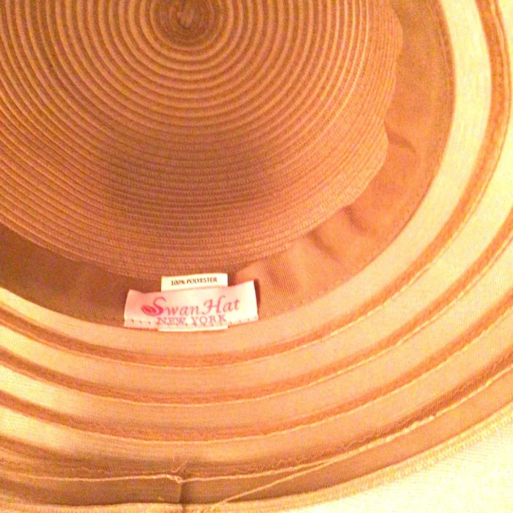 Straw Swan Hat New York, Camel - Picture 3 of 4